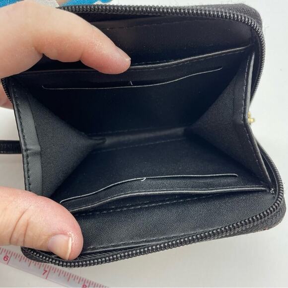 Aldo Small Gold Glitter Wallet - Picture 8 of 8